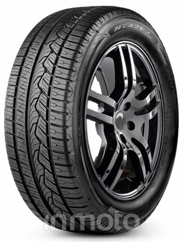 Nitto NT421 A 225/55R19 99 V